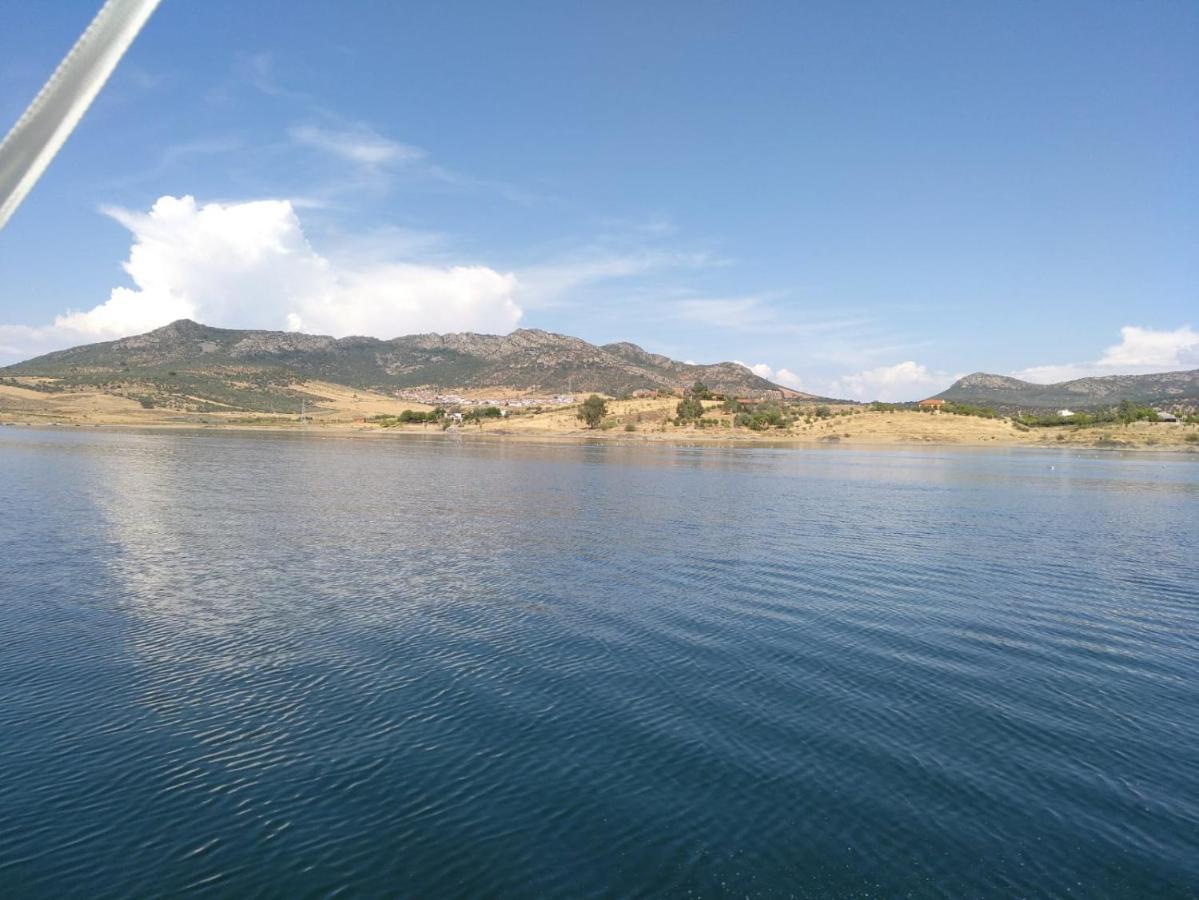 Casa En El Pantano De Orellana Orellana de la Sierra Buitenkant foto